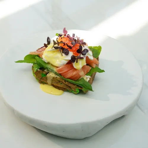 Вафля из цукини с лососем