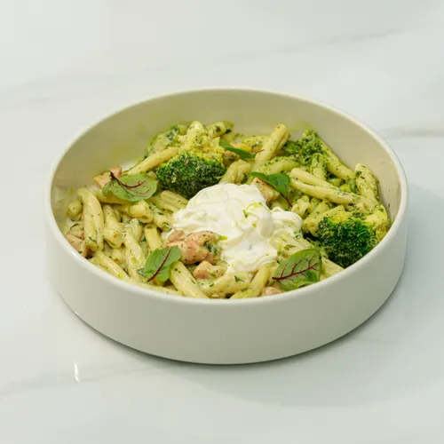 Казарече с татаки из лосося