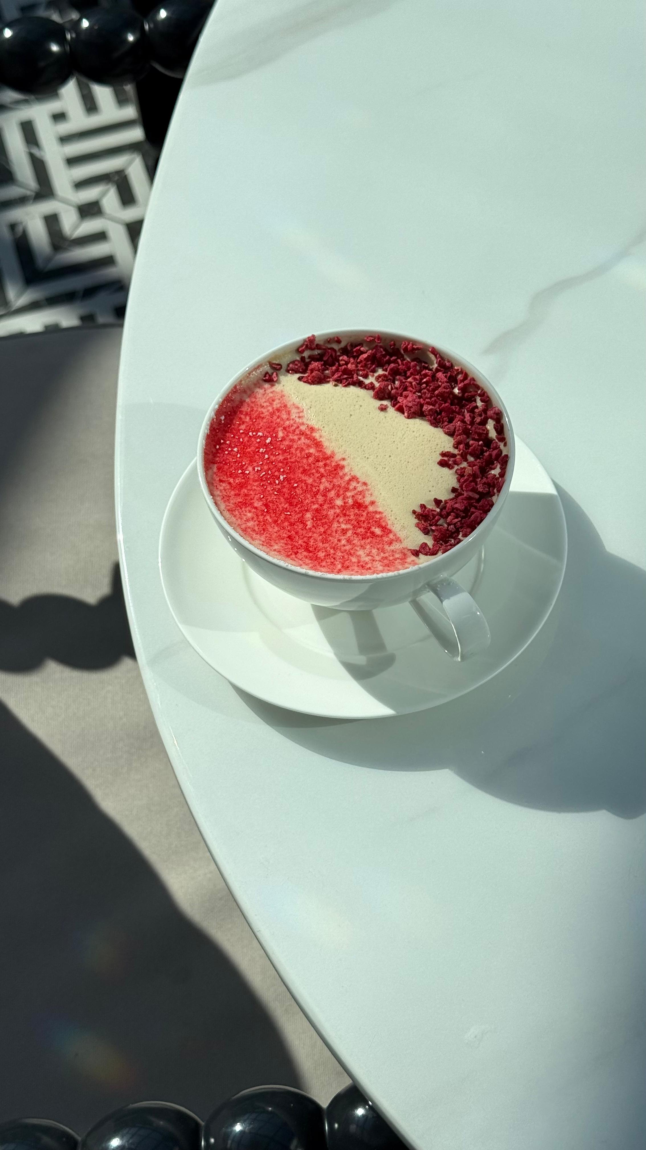 Раф малиновый медовик